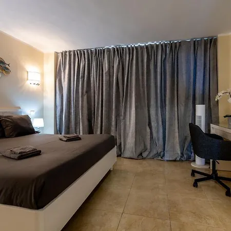 Sea Front Spacious 2 Bedroom Apartment