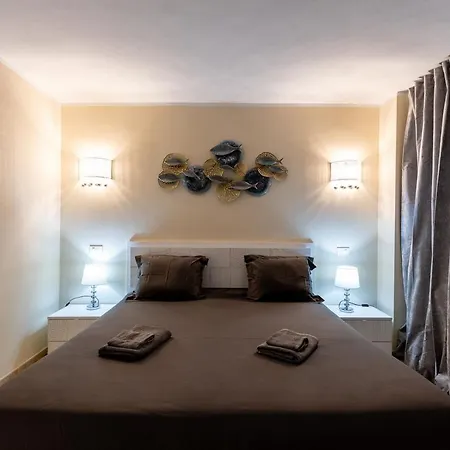 Sea Front Spacious 2 Bedroom Apartment
