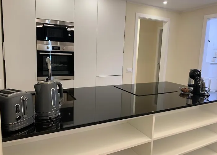 Sea Front Spacious 2 Bedroom Apartamento